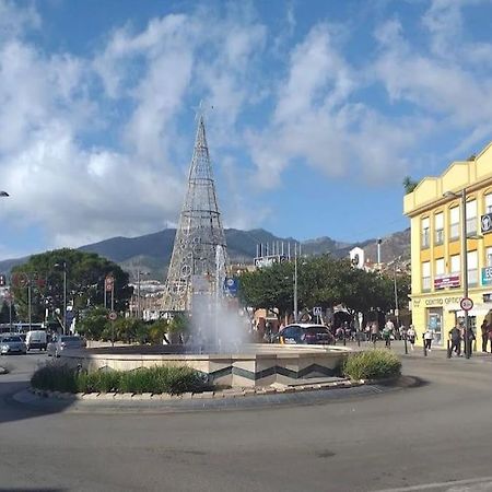 Apt Moderno Con Vistas, Recepcion 24 Hs Y Piscinas Benalmádena Eksteriør bilde