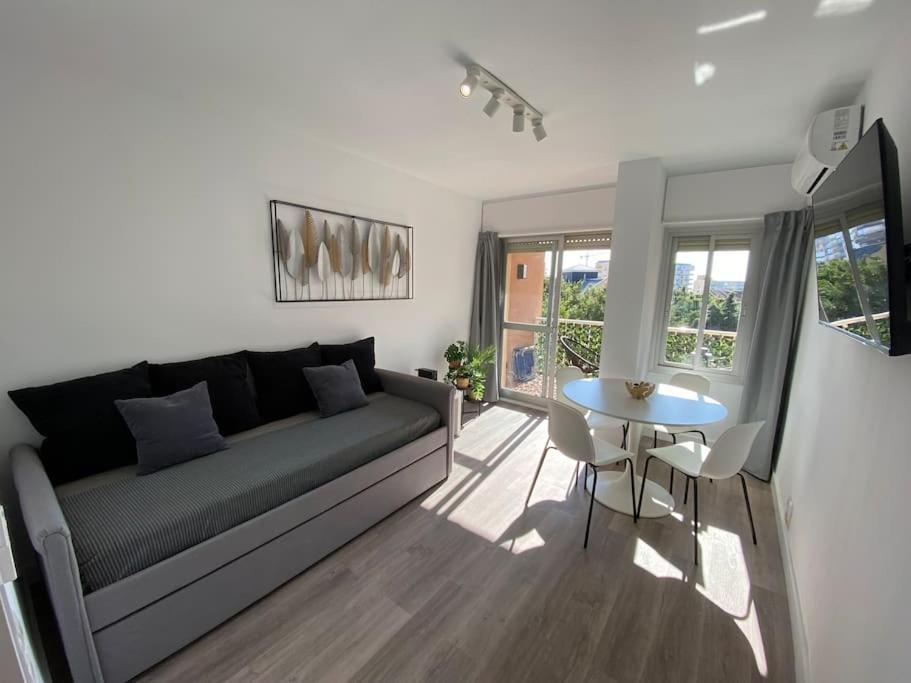 Apt Moderno Con Vistas, Recepcion 24 Hs Y Piscinas Benalmádena Eksteriør bilde