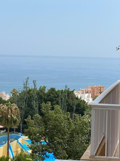 Apt Moderno Con Vistas, Recepcion 24 Hs Y Piscinas Benalmádena Eksteriør bilde