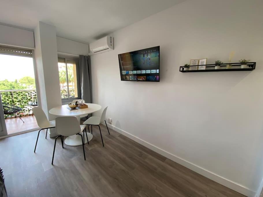 Apt Moderno Con Vistas, Recepcion 24 Hs Y Piscinas Benalmádena Eksteriør bilde