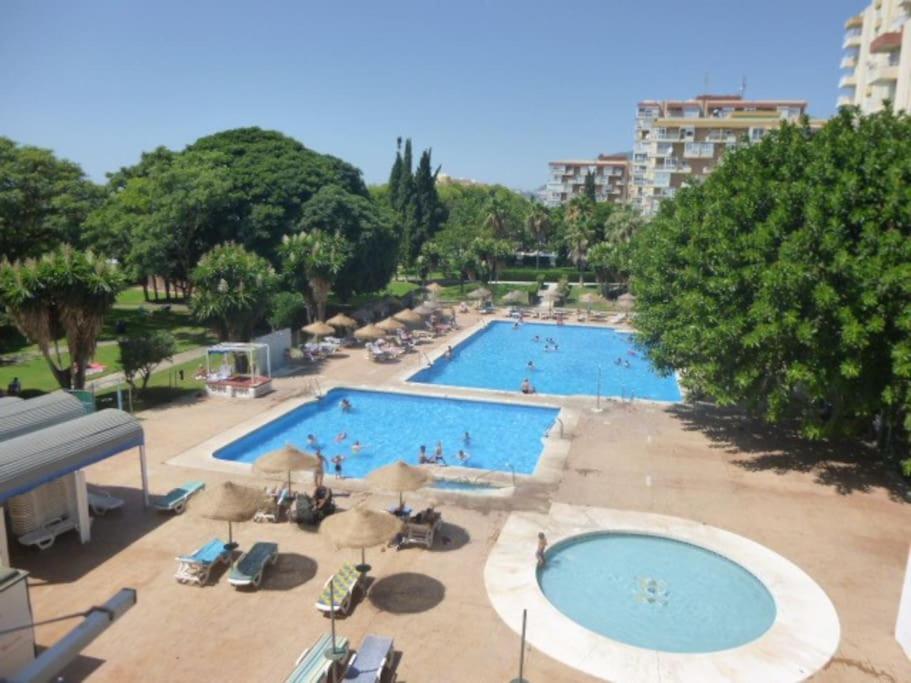 Apt Moderno Con Vistas, Recepcion 24 Hs Y Piscinas Benalmádena Eksteriør bilde