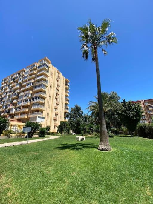 Apt Moderno Con Vistas, Recepcion 24 Hs Y Piscinas Benalmádena Eksteriør bilde